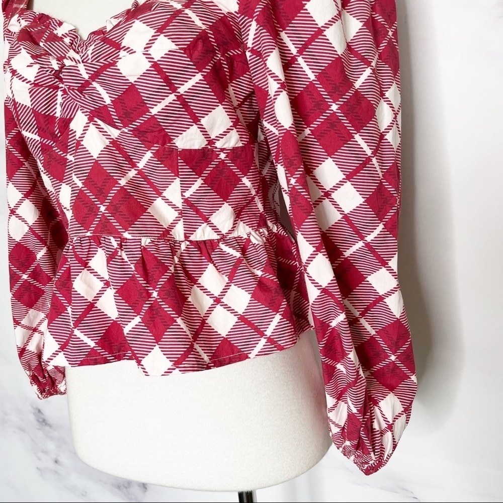 Rahi Blossom Top‎ in Red/White Dynasty Plaid - Picture 8 of 16